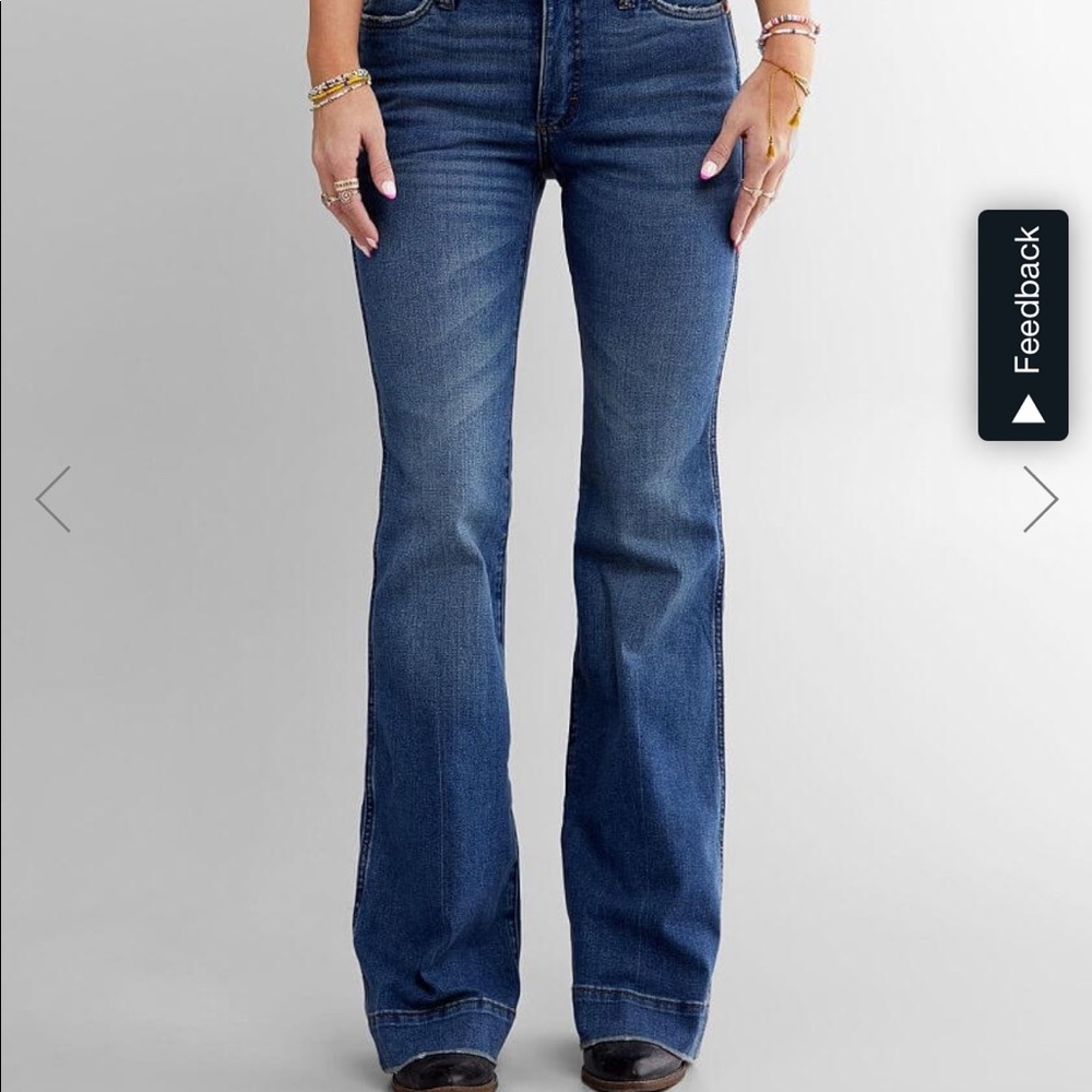 Wrangler Retro Flare Jeans!